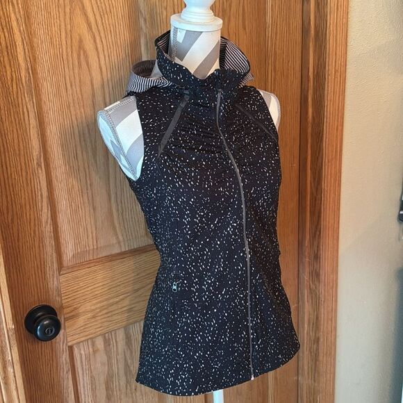 LULULEMON Go The Distance Vest Butterfly Texture Mink Berry Black - Picture 6 of 16